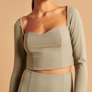 Abercrombie & Fitch Top NWT